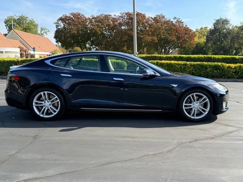 Used 2013 Tesla Model S image 4