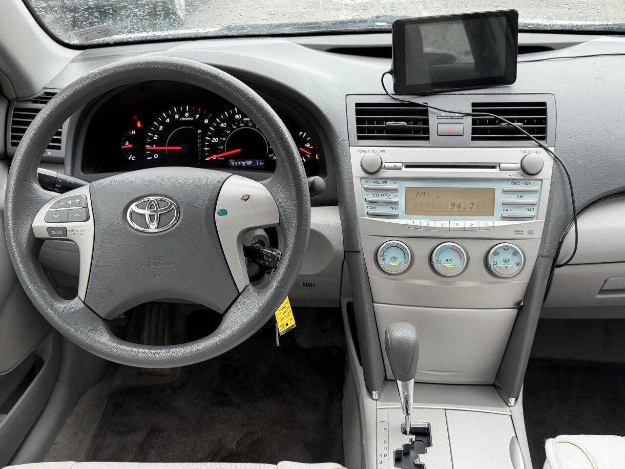 Used 2009 Toyota Camry LE FWD image 15