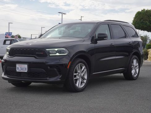 Certified 2024 Dodge Durango GT RWD image 2
