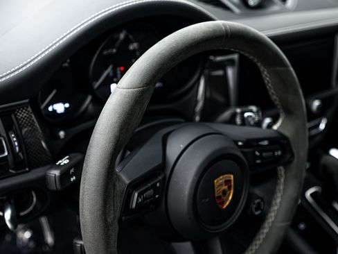 Certified 2024 Porsche Macan GTS AWD/4WD image 15