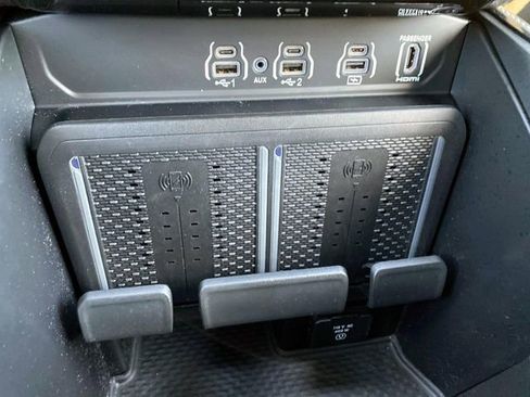 Used 2025 RAM 2500 Limited image 19