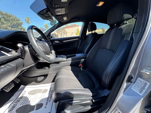 Used 2019 Honda Civic Sport image 21