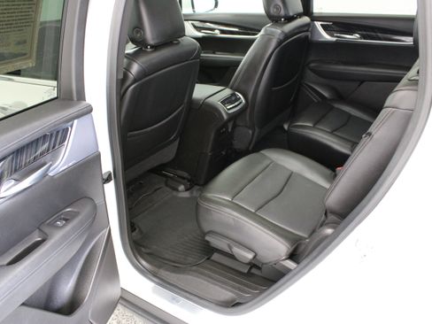 Used 2023 Cadillac XT6 Premium Luxury w/ Technology Package FWD image 31