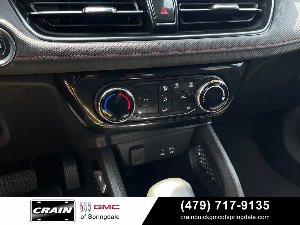 Used 2024 Chevrolet TrailBlazer RS w/ Driver Confidence Package AWD/4WD image 17