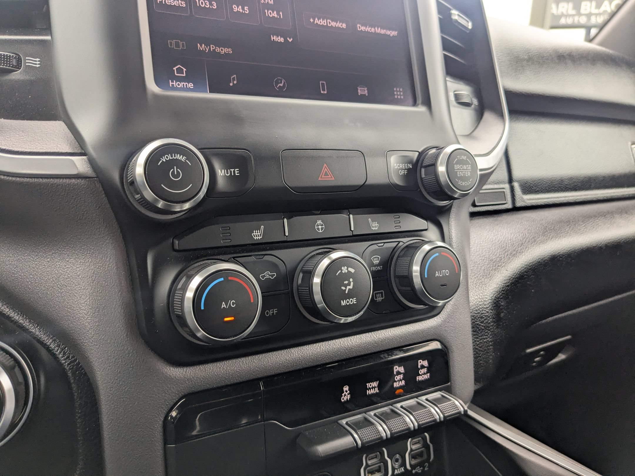 Used 2022 RAM 1500 Big Horn AWD/4WD image 17