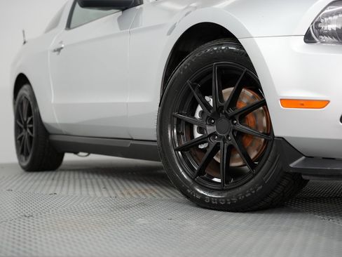 Used 2012 Ford Mustang Coupe image 16