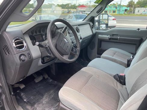 Used 2011 Ford F250 XLT w/ XLT Premium Pkg AWD/4WD image 14