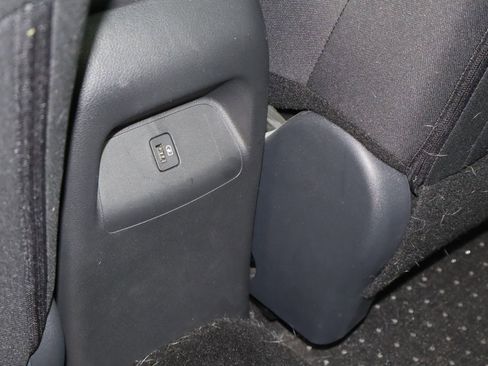 Used 2023 Nissan Sentra SV FWD image 18