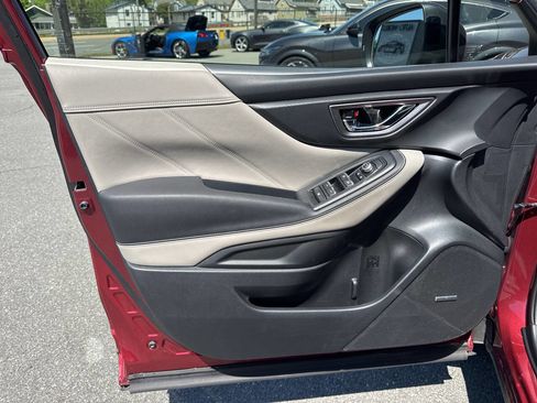 Used 2024 Subaru Forester Limited image 25