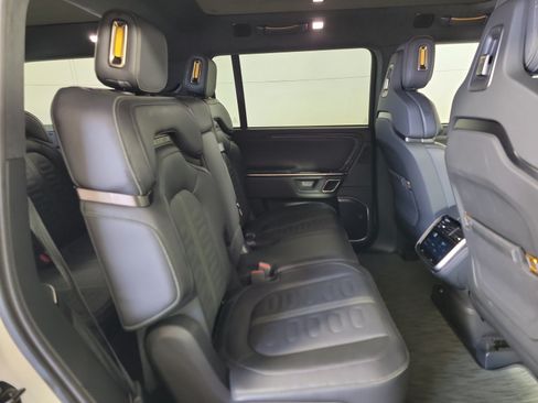Used 2024 Rivian R1S Adventure AWD/4WD image 23