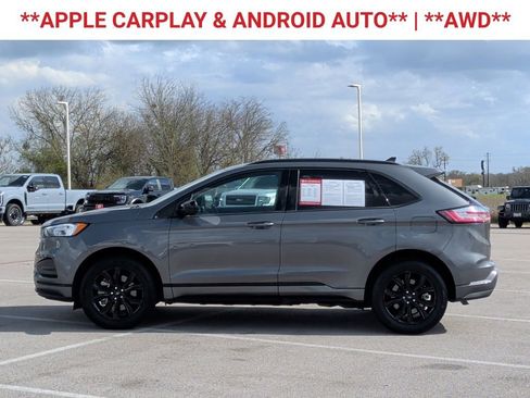 Used 2022 Ford Edge SE w/ Black Appearance Package image 5