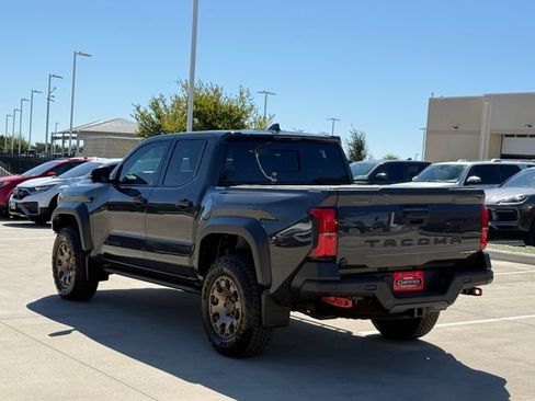Used 2026 Toyota Tacoma 4x4 Double Cab Hybrid image 9