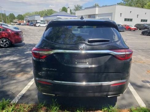 Used 2020 Buick Enclave Essence AWD/4WD image 4