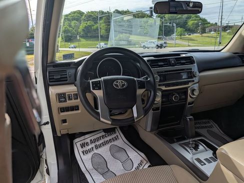 Used 2012 Toyota 4Runner SR5 RWD image 16