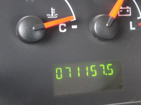 Used 2004 Ford E-350 and Econoline 350 XL image 13