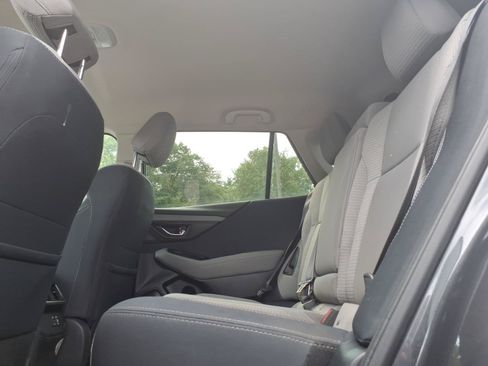 Used 2023 Subaru Outback Premium AWD/4WD image 9