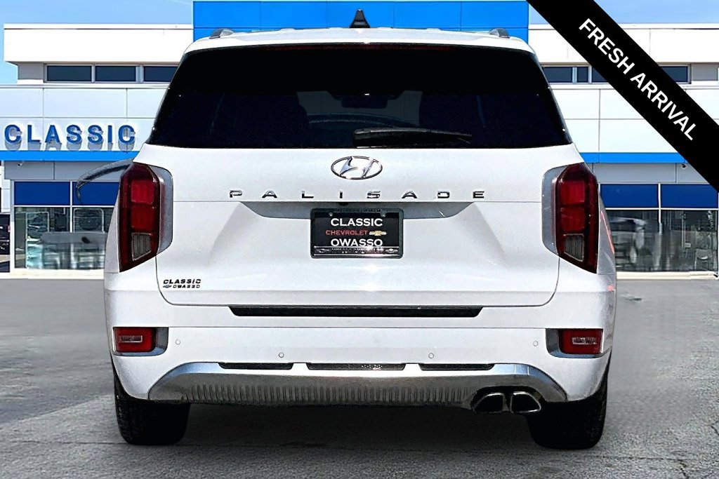 Used 2022 Hyundai Palisade Calligraphy w/ Cargo Package FWD image 4