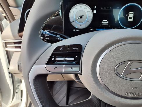 New 2025 Hyundai Elantra SEL image 27