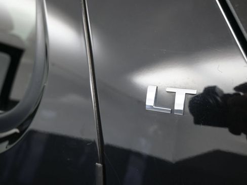 Used 2013 Chevrolet Tahoe LT AWD/4WD image 17