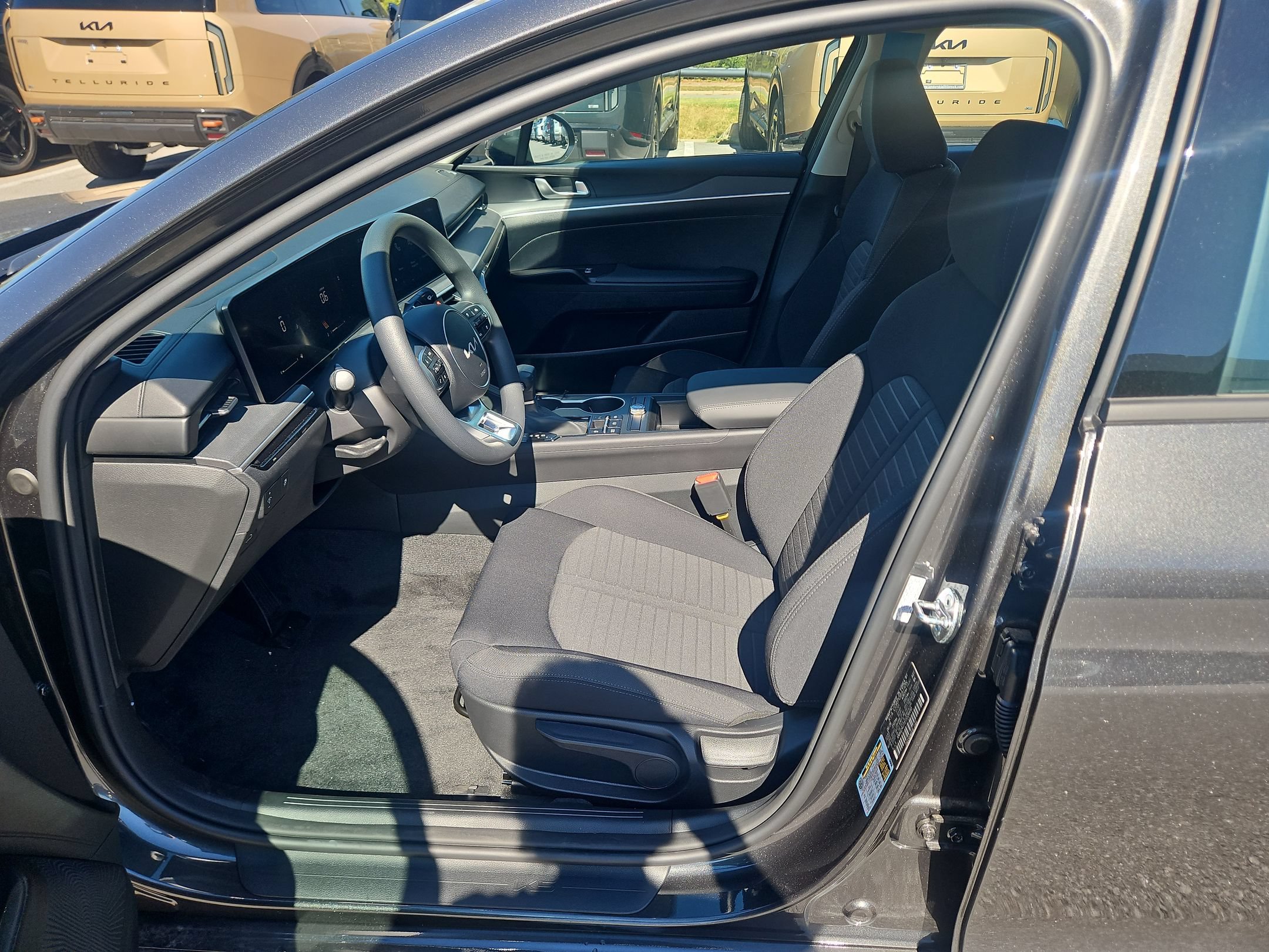 New 2026 Kia K5 LXS FWD image 19
