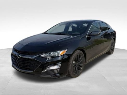 Used 2023 Chevrolet Malibu LT w/ Midnight Edition FWD image 3