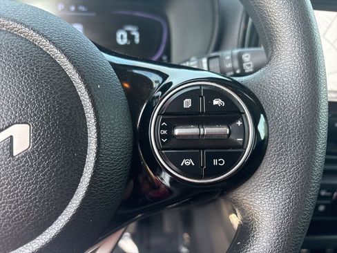 Used 2023 Kia Soul S image 22