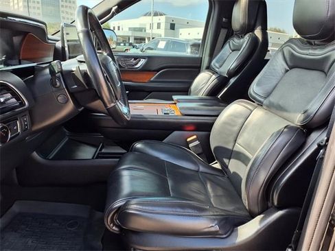 Used 2019 Lincoln Navigator Reserve w/ Cargo Package image 5
