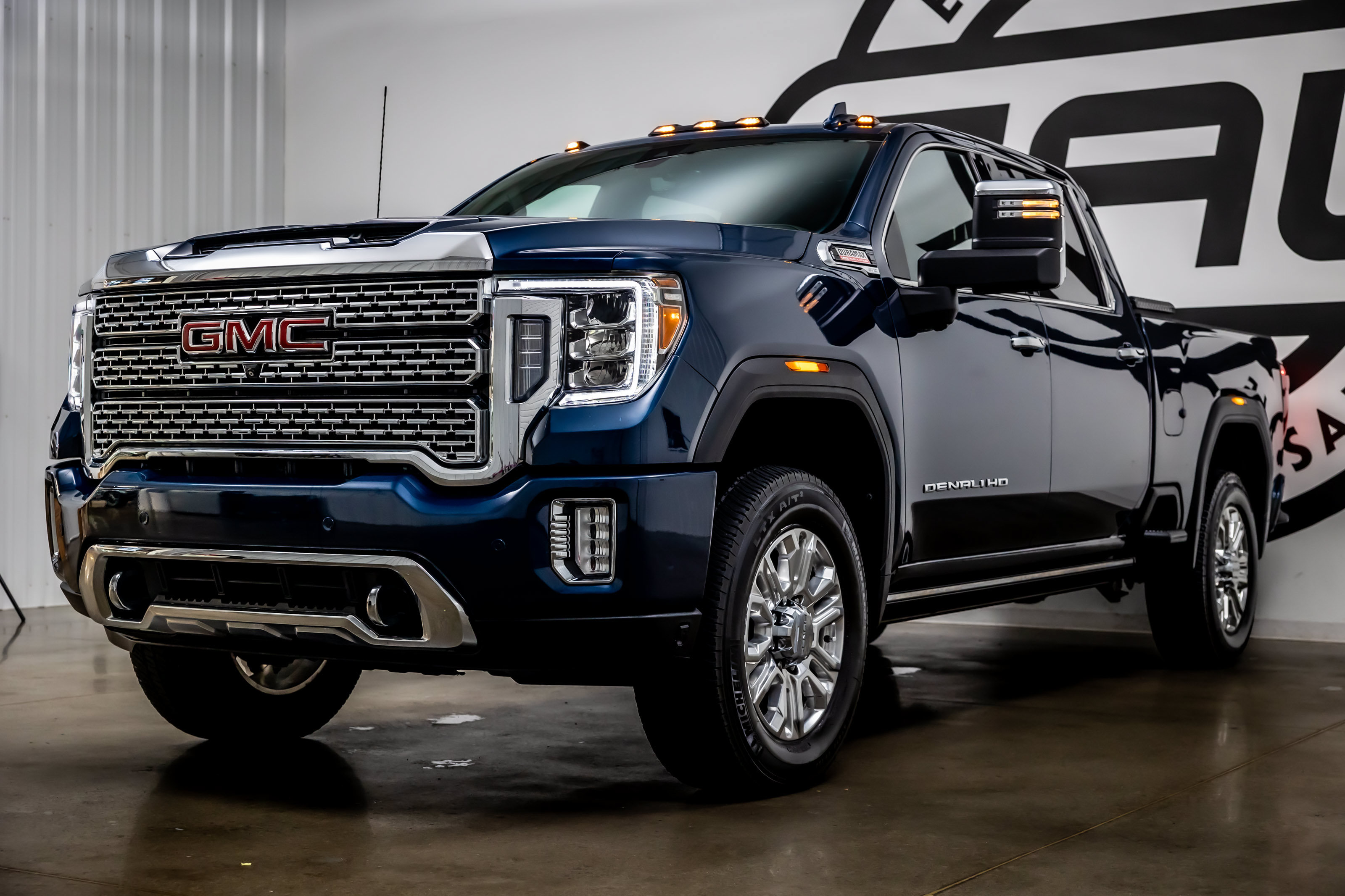 Used 2021 GMC Sierra 2500 Denali w/ Denali Ultimate Package AWD/4WD image 30