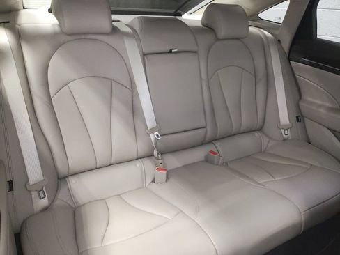 Used 2019 Buick LaCrosse Essence w/ Sun and Shade Package FWD image 11