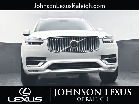 Used 2025 Volvo XC90 B6 Ultra w/ Lounge Package image 15