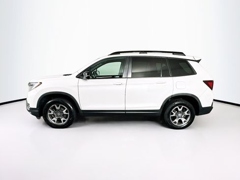 Used 2023 Honda Passport TrailSport image 4