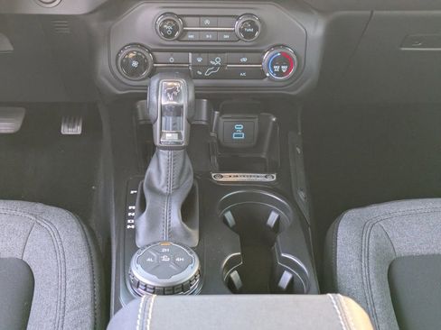 New 2025 Ford Bronco 4-Door image 20