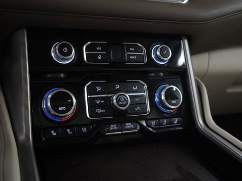 Used 2021 GMC Yukon Denali image 27