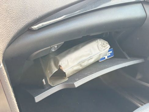 Used 2013 Hyundai Azera w/ Technology Pkg image 35