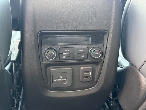 Used 2023 Buick Enclave Premium FWD image 14