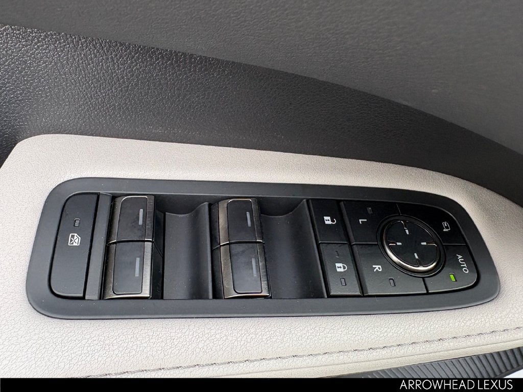 Used 2023 Lexus RX 350 Premium Plus w/ Accessory Package (Z1) FWD image 17