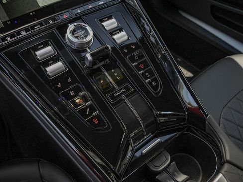 New 2025 Aston Martin DB12 Coupe RWD image 29