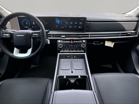 Used 2026 Hyundai Santa Fe SEL FWD image 16