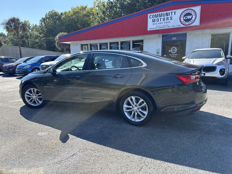 Used 2016 Chevrolet Malibu LT FWD image 4