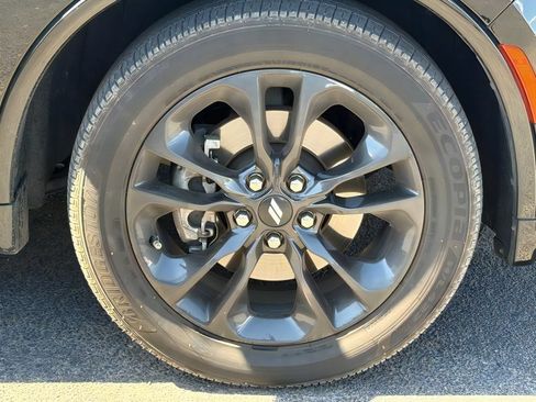 Used 2023 Dodge Durango GT RWD image 9