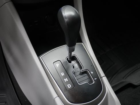 Used 2017 Hyundai Accent Value Edition FWD image 16