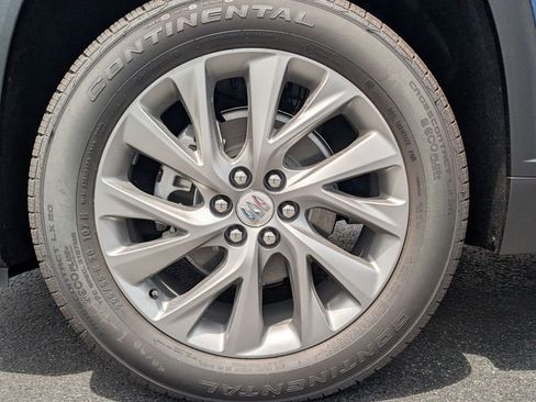 New 2025 Buick Enclave Preferred image 8