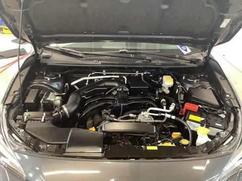 Certified 2023 Subaru Crosstrek 2.5i Limited AWD/4WD image 17