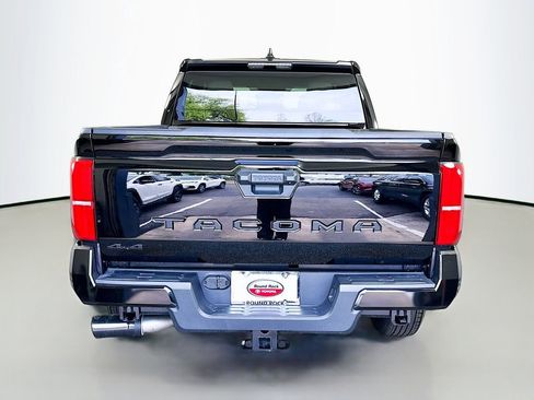 Certified 2025 Toyota Tacoma SR5 image 6