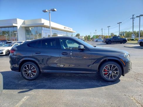 New 2026 BMW X6 xDrive40i image 3