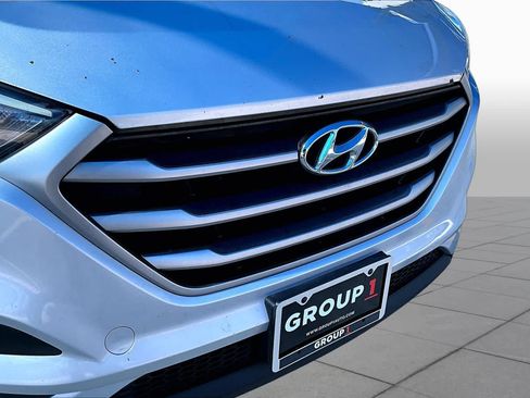 Used 2017 Hyundai Tucson SE AWD/4WD image 30