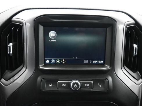 Used 2019 Chevrolet Silverado 1500 Custom Trail Boss w/ Custom Convenience Package AWD/4WD image 17