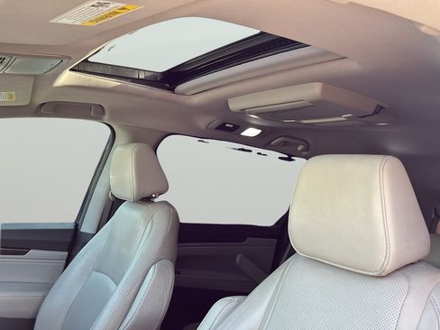 Used 2019 Honda Odyssey Elite image 15