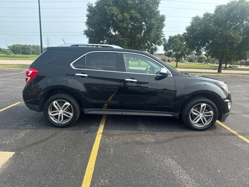 Used 2017 Chevrolet Equinox Premier w/ Enhanced Convenience Package FWD image 36