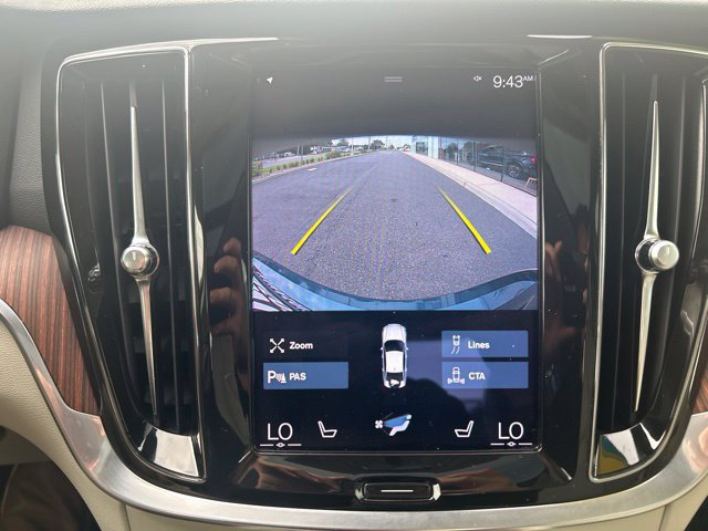 Used 2022 Volvo S60 B5 Momentum w/ Climate Package FWD image 27